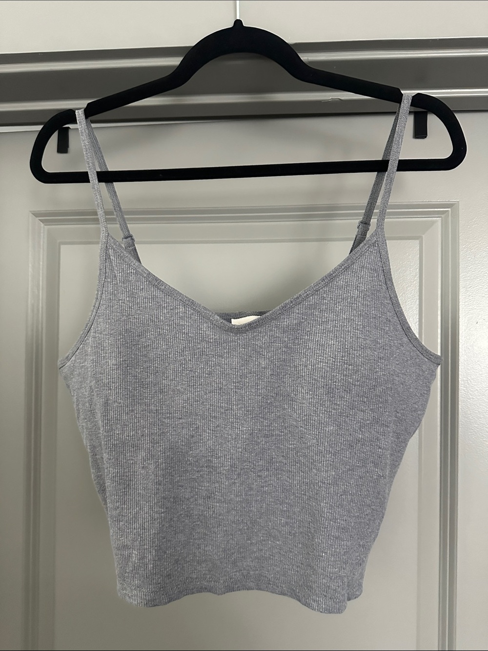 PINK Victoria's Secret | Ribbed Spaghetti Strap Crop Tank - Light Gray